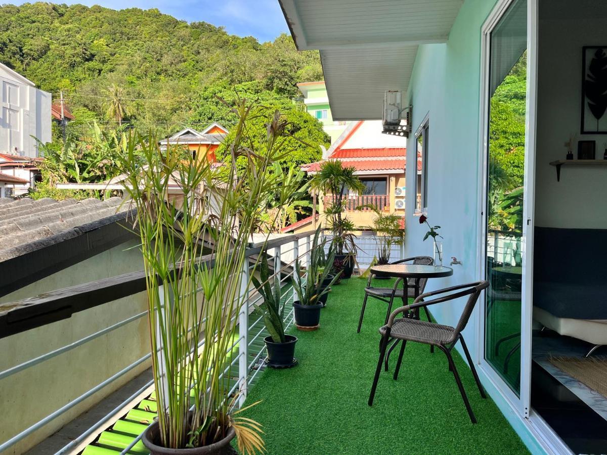 Sea Dreamer Beachfront Apartments Phuket ภายนอก รูปภาพ