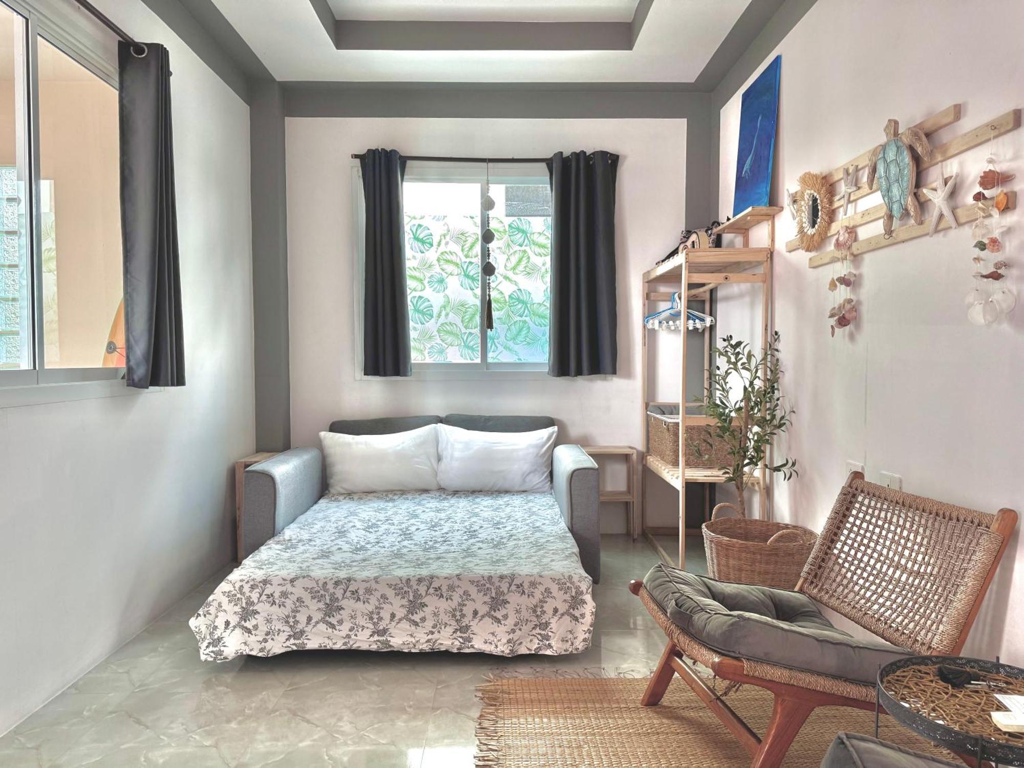 Sea Dreamer Beachfront Apartments Phuket ภายนอก รูปภาพ